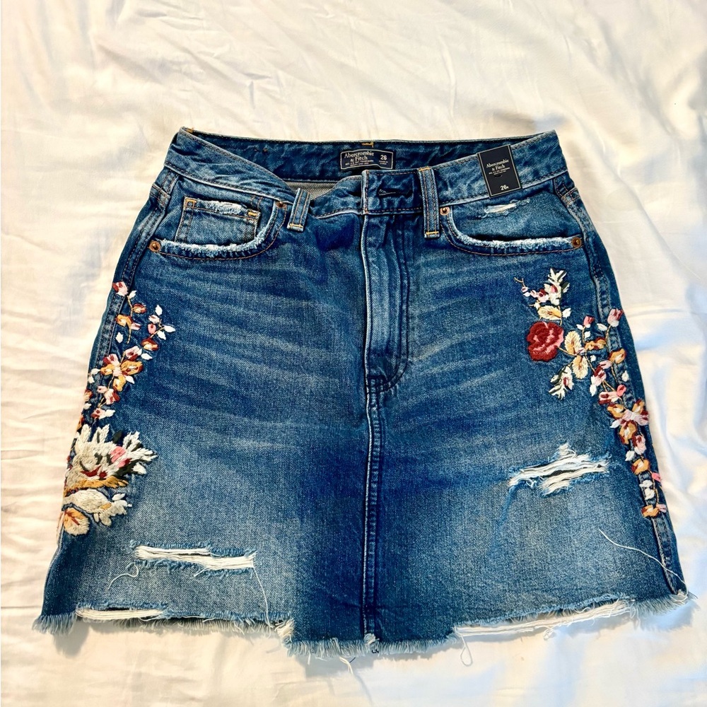 Embroidered Blue Denim Mini Skirt - Brand: